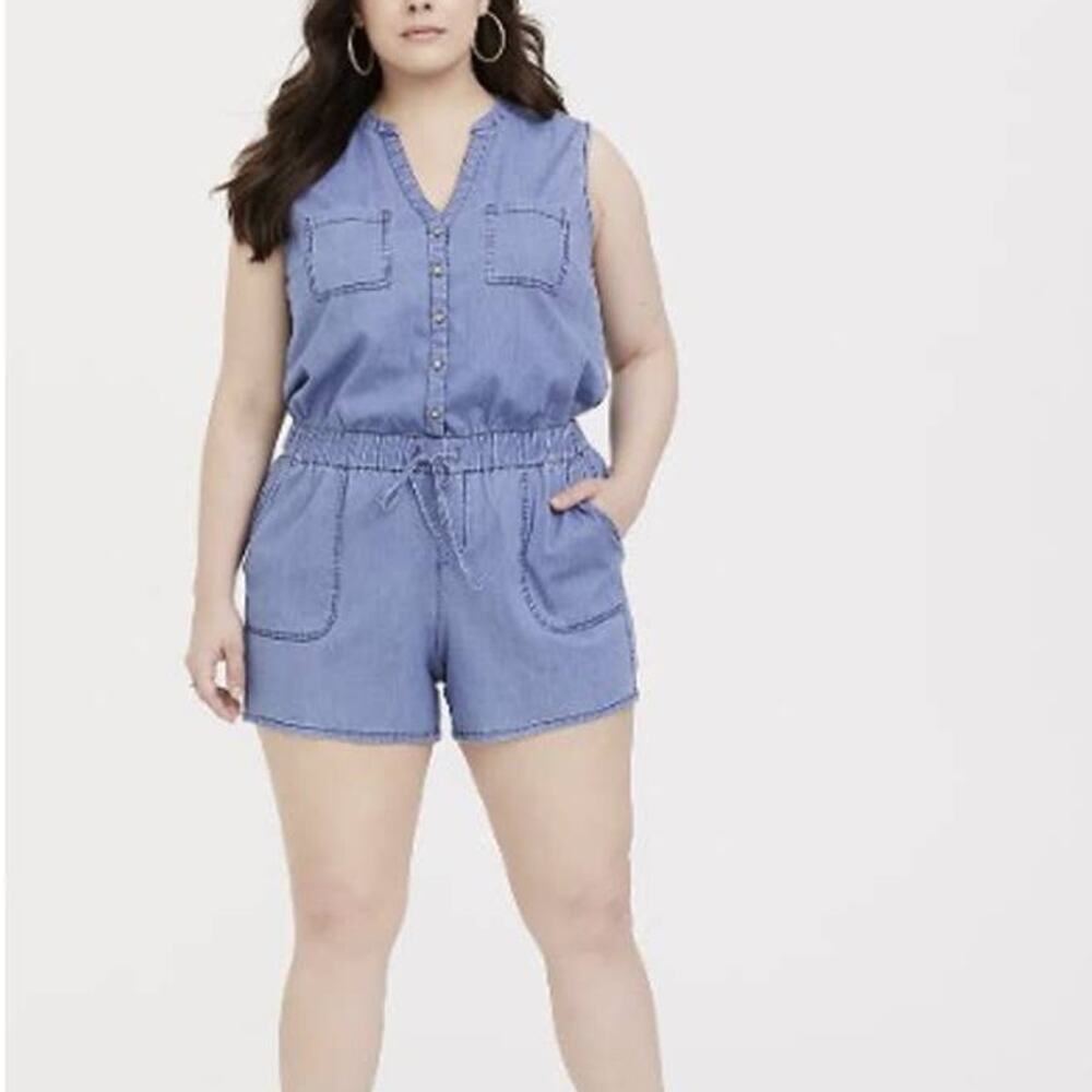 Torrid Plus Size Chambray Blue Sleeveless Drawstring Waist Romper Size 2X